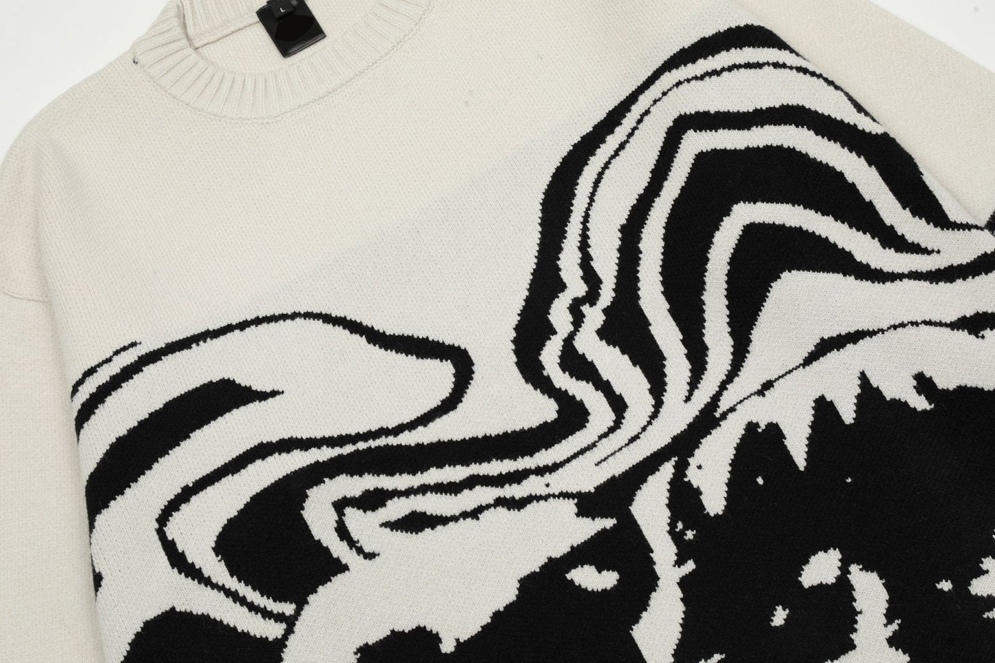 FURMO – Meltdown Skull Knit